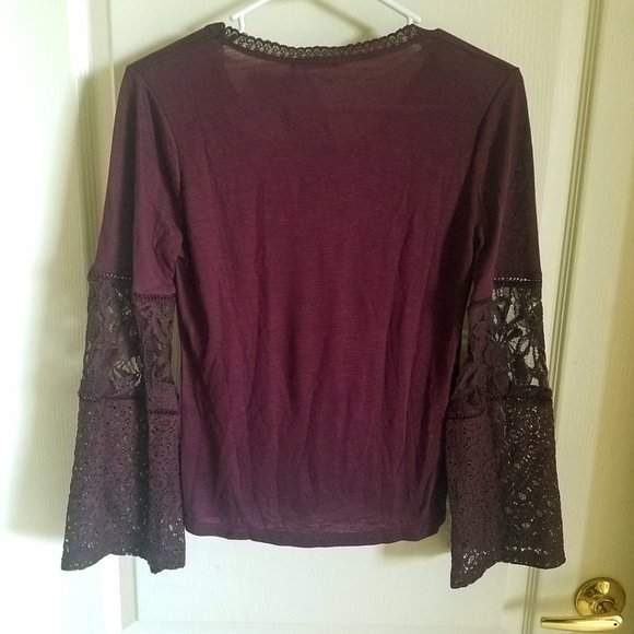Burgundy Lace Bell-Sleeve V-Neck Knit Top Size S - Picture 2 of 13